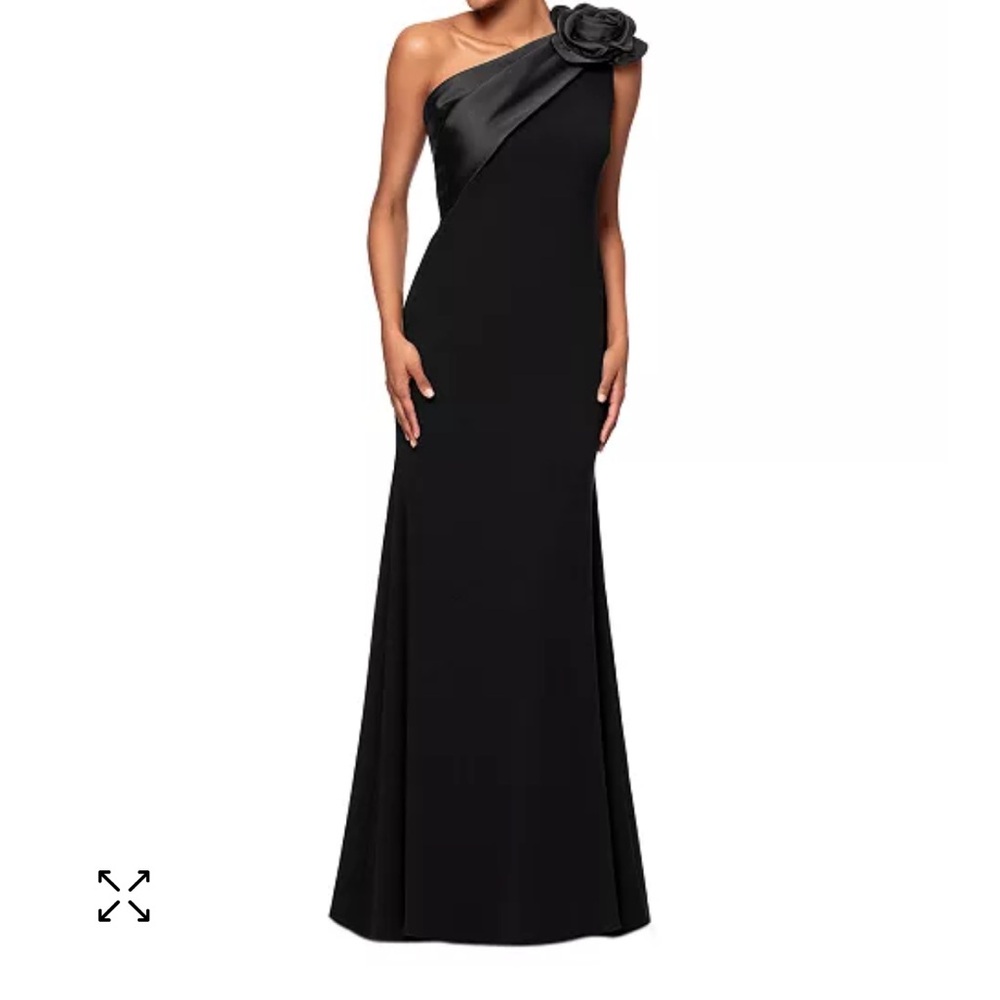 Elegant Black One-Shoulder Dress